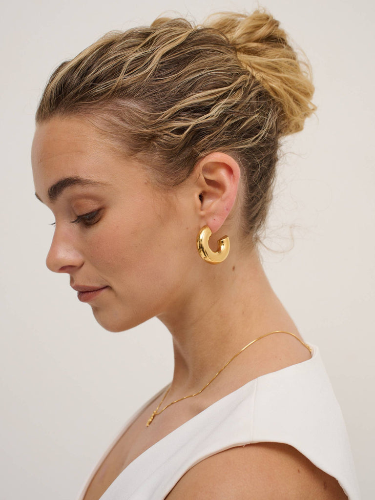 Women's French Fashion Earrings Online - Bellite