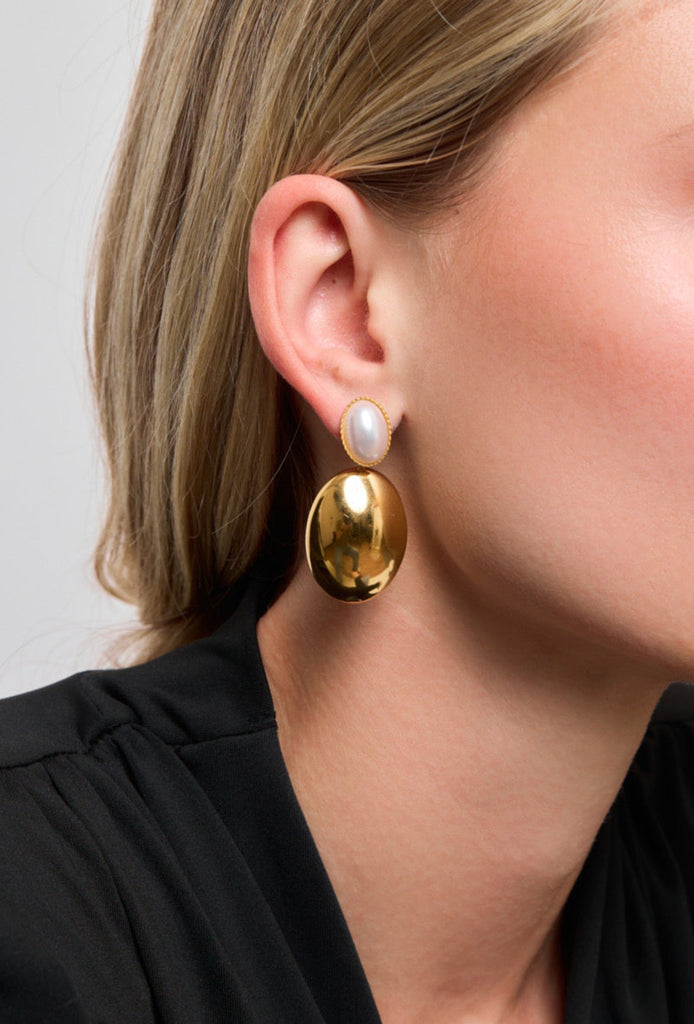 Women's French Fashion Earrings Online - Bellite