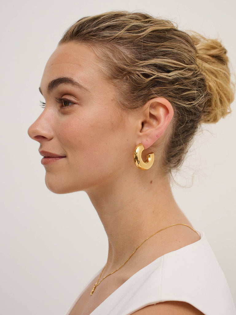 Women's French Fashion Earrings Online - Bellite