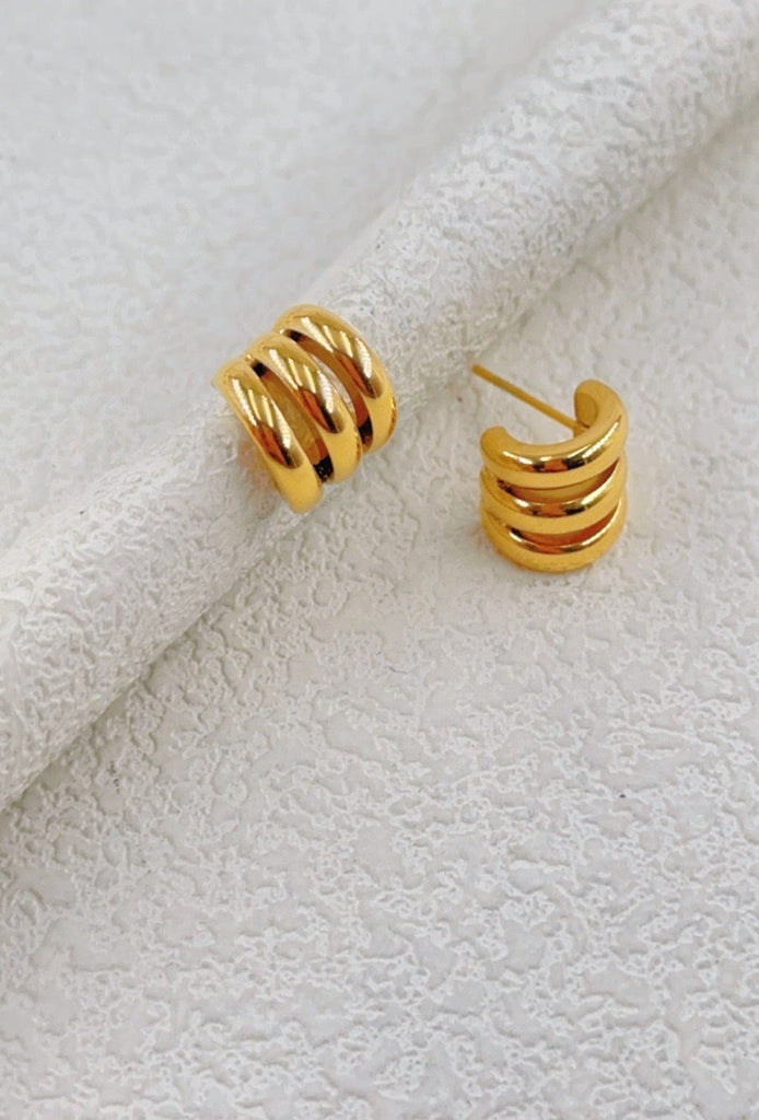 Women's French Fashion Earrings Online - Bellite